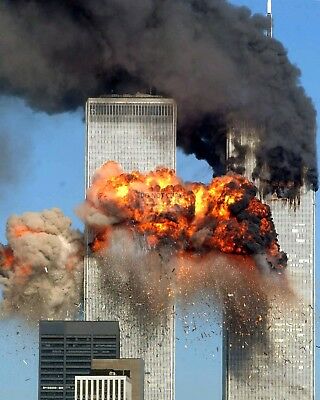 United 175 Crashes Into World Trade Center September 11 2001 8x10 Photo (ep-958)