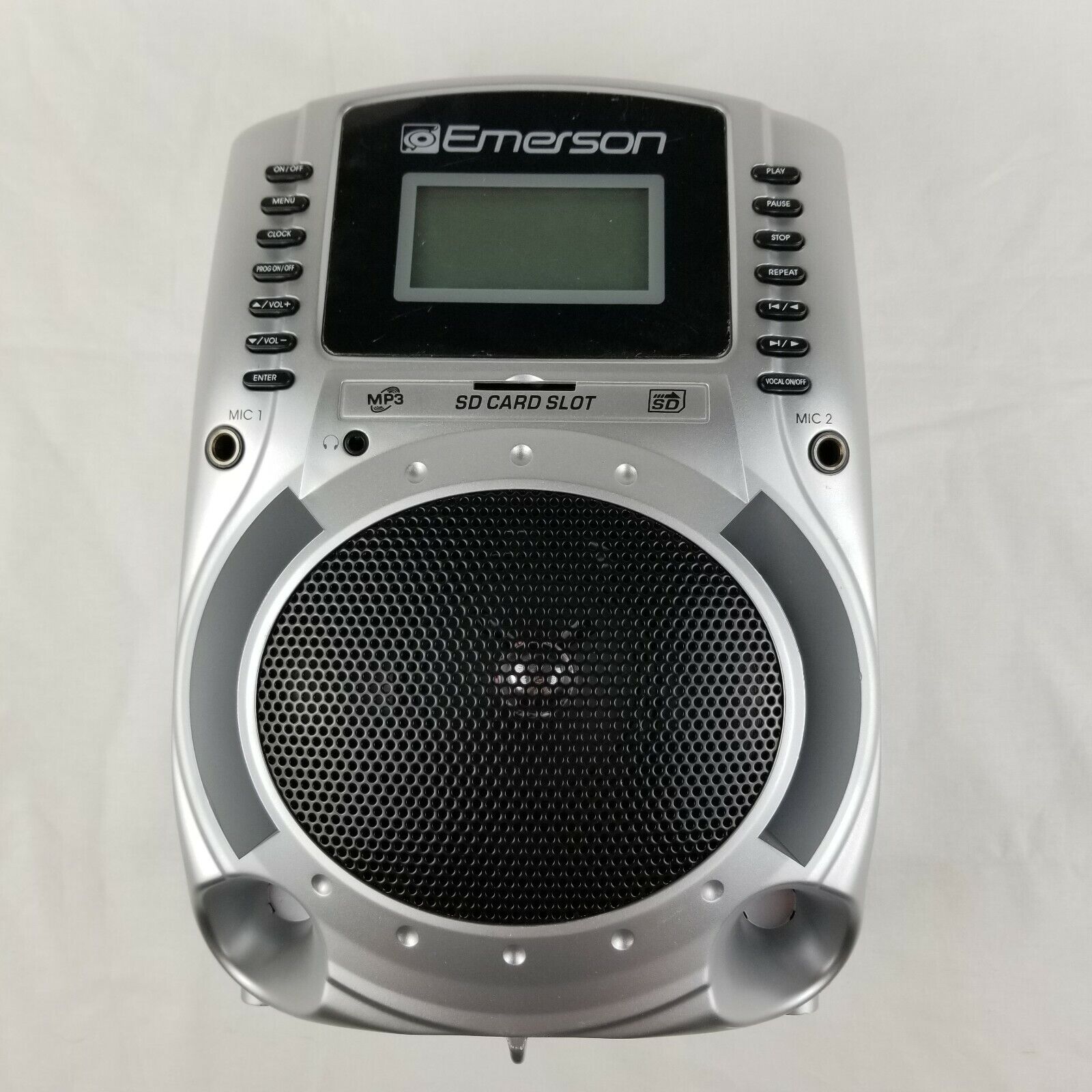 Pre-owned Emerson Portable Mp3/zune/ipod Karaoke Player W/lyric Display Sd511
