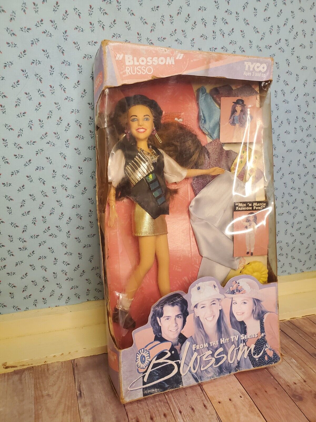 Tyco 1993 Blossom Russo Doll In Box From Tv Show Blossom 9.5” Mayim Bialik